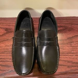 Johnston and Murphy  black J & M driving Moc.